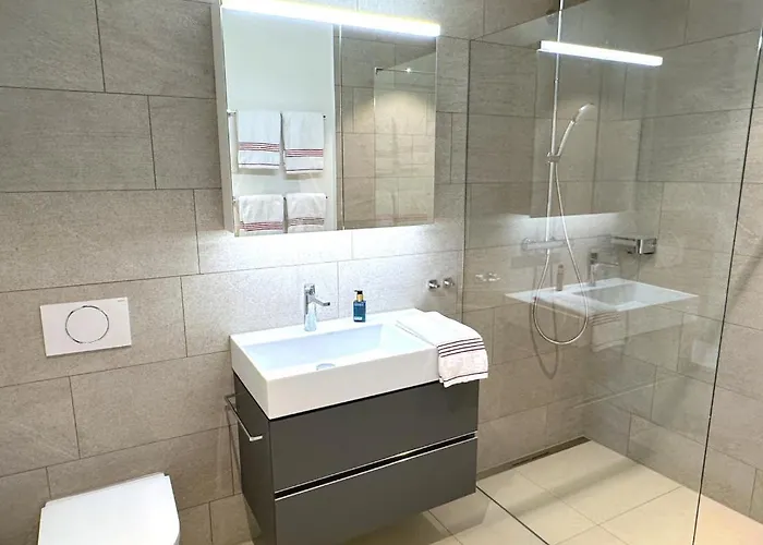 Swisshut Modern 5min West Station - Apart. Rugen 1 Tatil Evi *