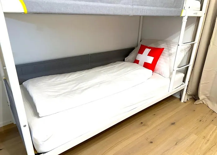 Swisshut Modern 5min West Station - Apart. Rugen 1 *