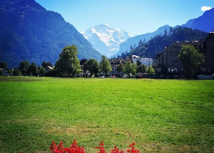 Swisshut Modern 5min West Station - Apart. Rugen 1 Vakantiehuis