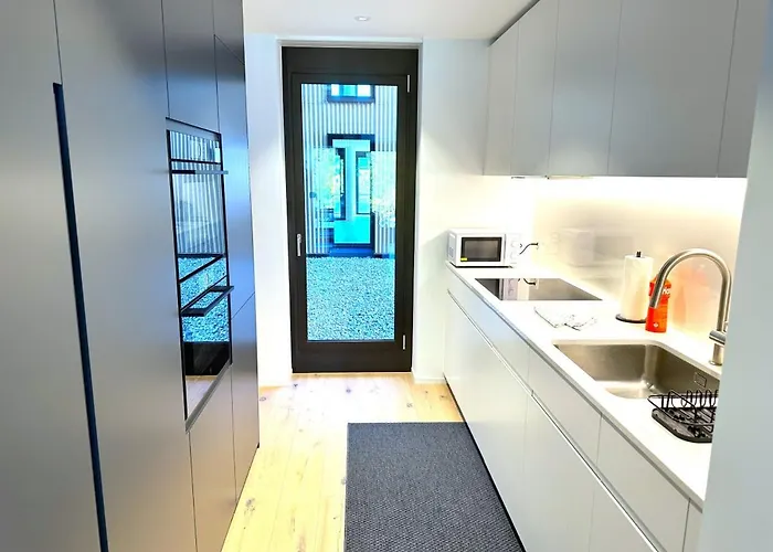 Swisshut Modern 5min West Station - Apart. Rugen 1